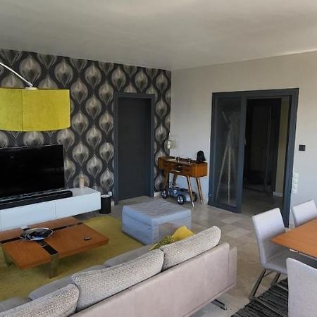Appartement Lumineux De 90 M2 Situe En Centre Ville Annecy Buitenkant foto