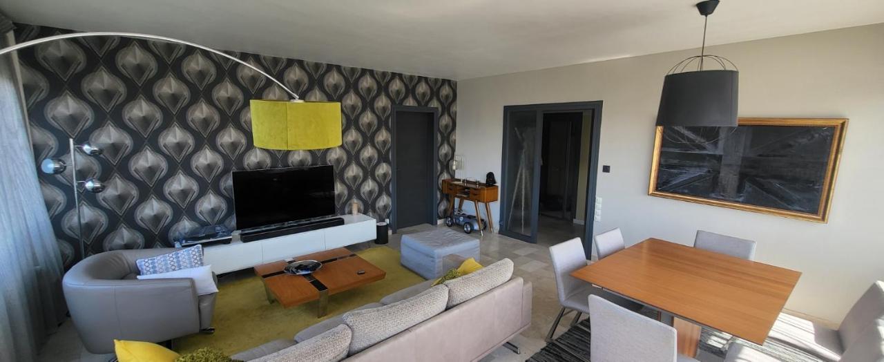 Appartement Lumineux De 90 M2 Situe En Centre Ville Annecy Buitenkant foto